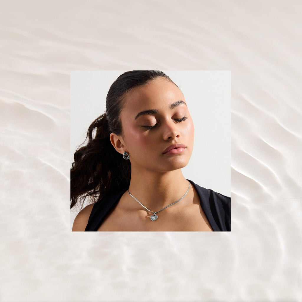Evry Jewels Touched by Angels Necklace