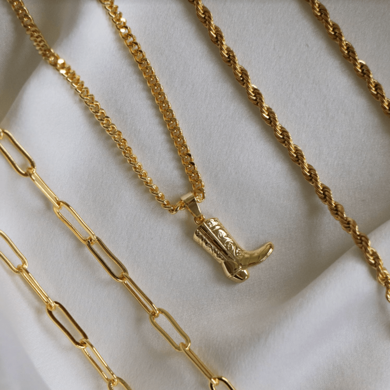 Evry Jewels Western Wednesday Necklace