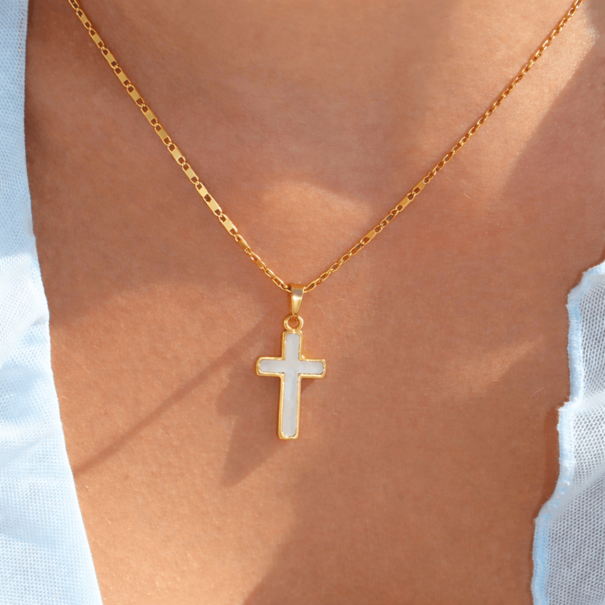 Evry Jewels Aura Cross Necklace