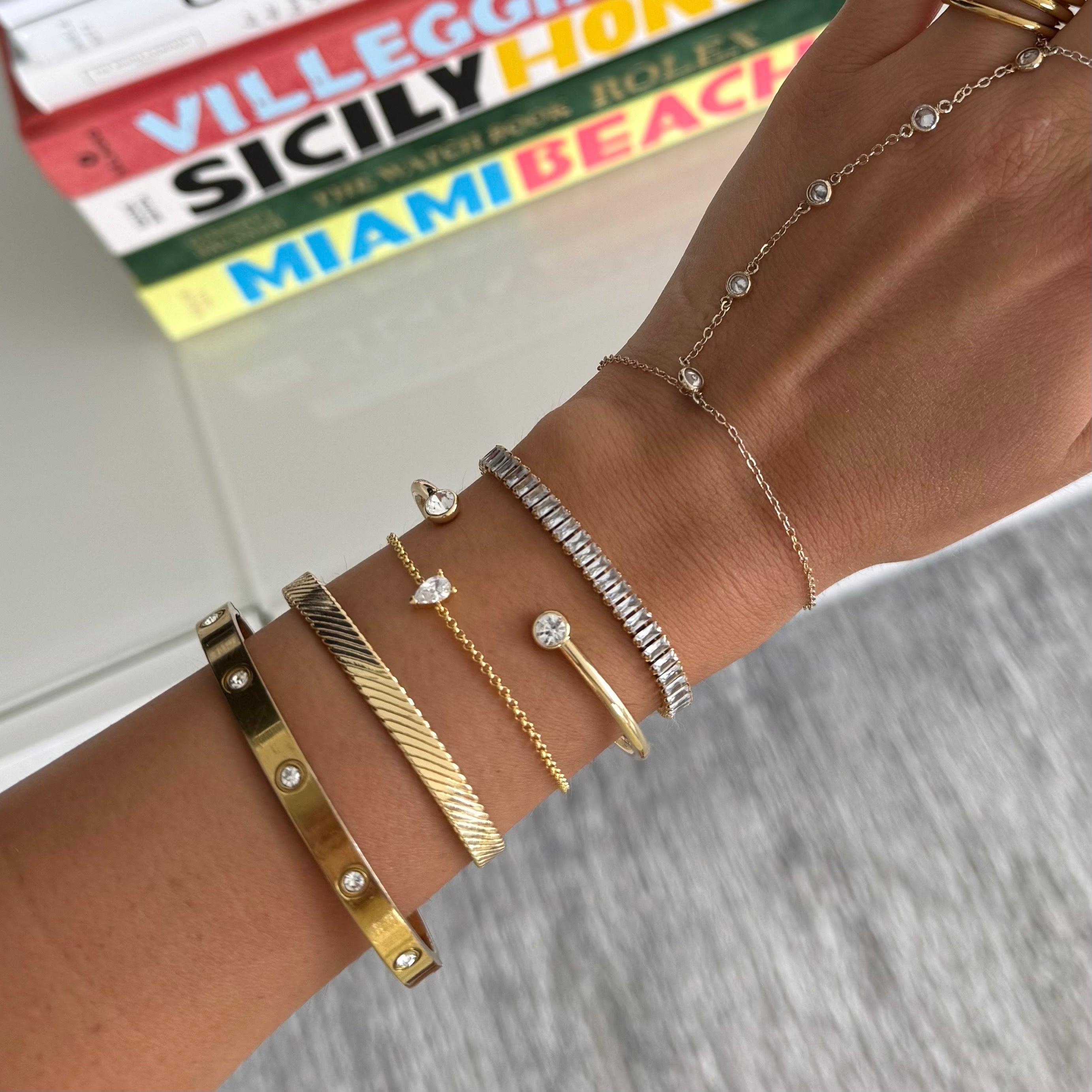 Evry Jewels Retro Bangle