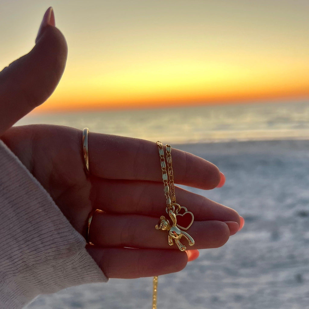 Evry Jewels Heart & Hug Necklace
