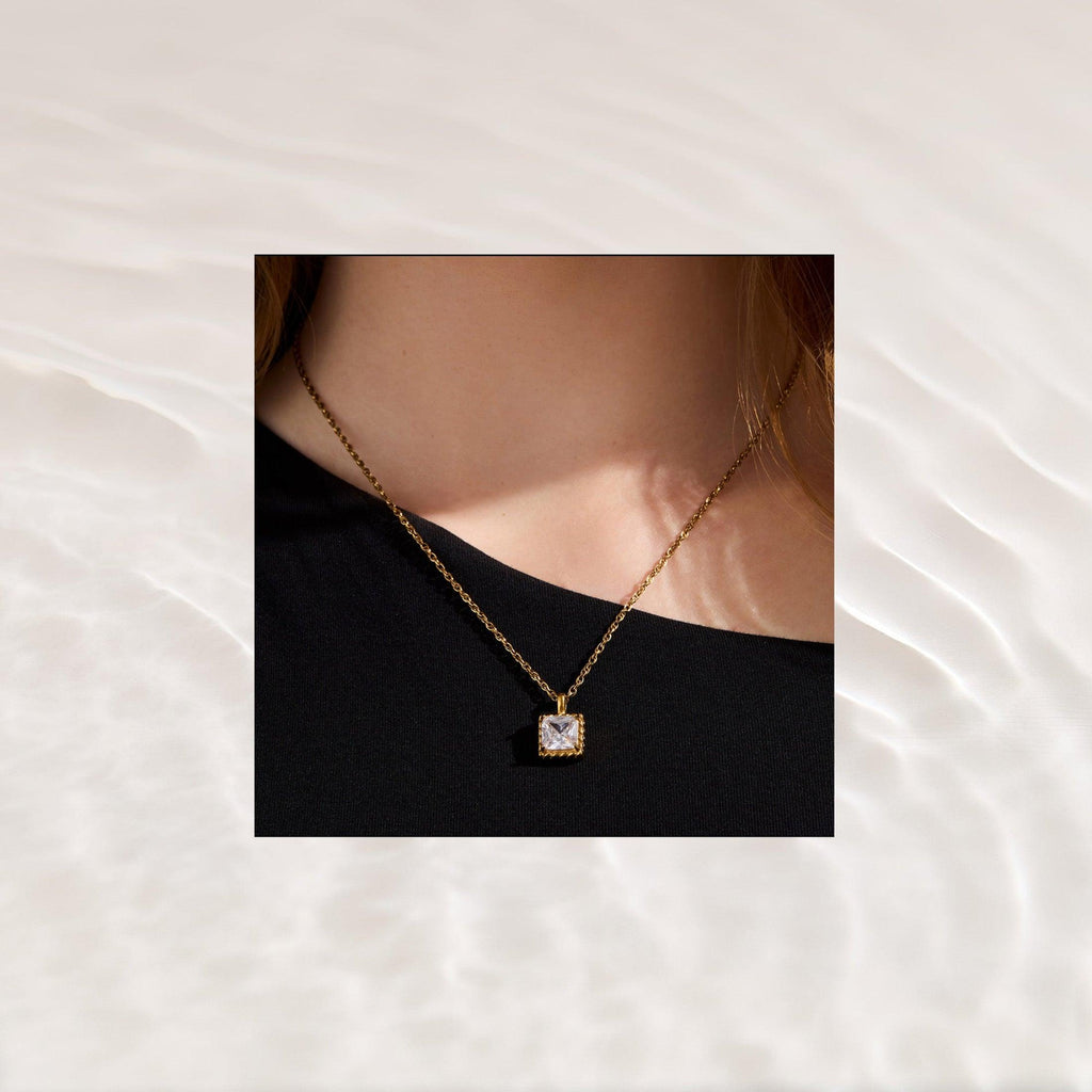 Evry Jewels Classy Necklace