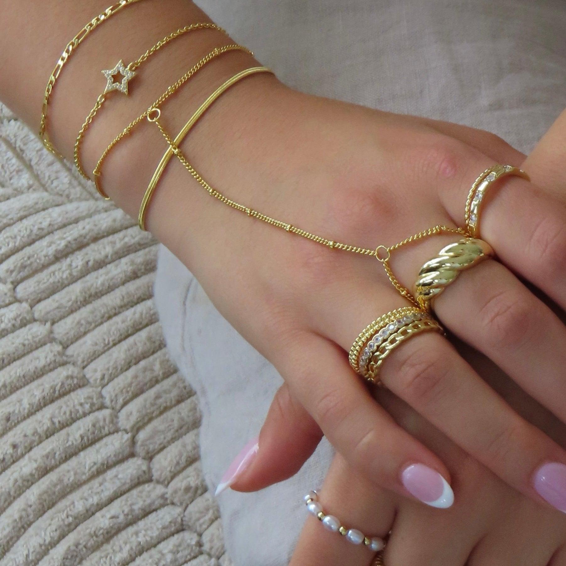 Evry Jewels Corfu Hand Chain