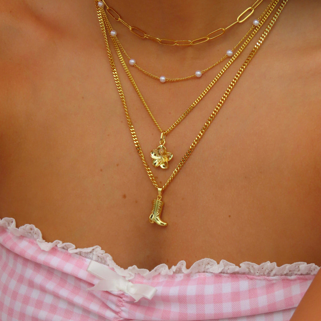 Evry Jewels Hibiscus Necklace