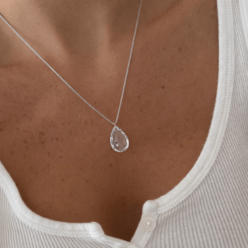 Evry Jewels Shine Drop Necklace