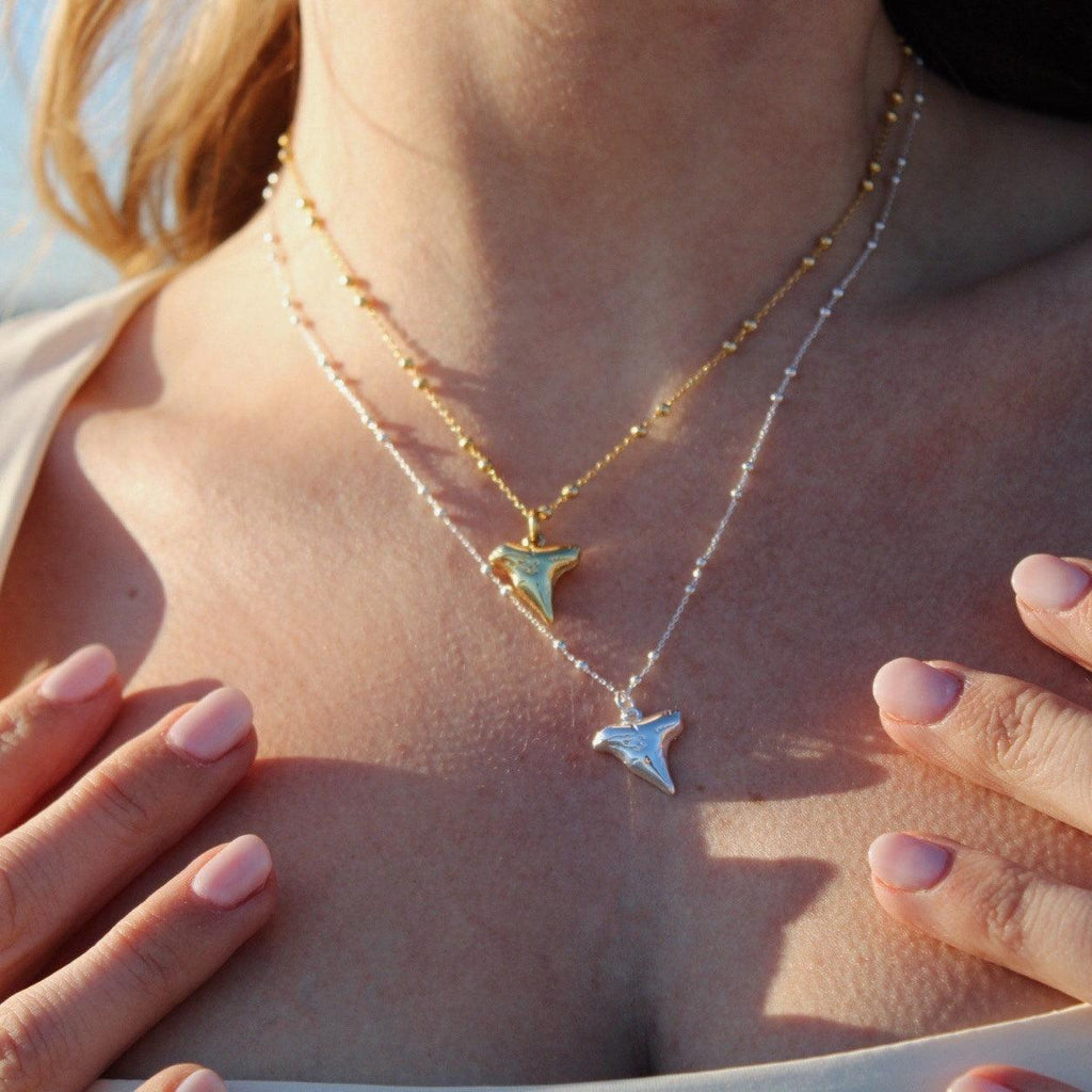 Evry Jewels Ocean Edge Necklace