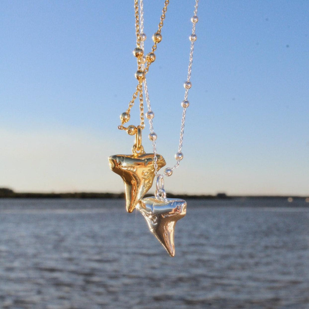 Evry Jewels Ocean Edge Necklace