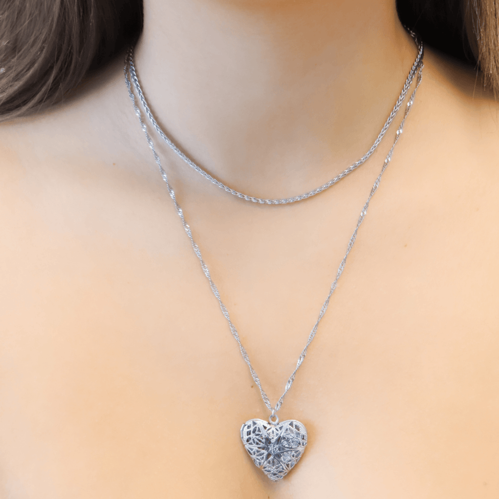 Evry Jewels Vintage Locket Necklace